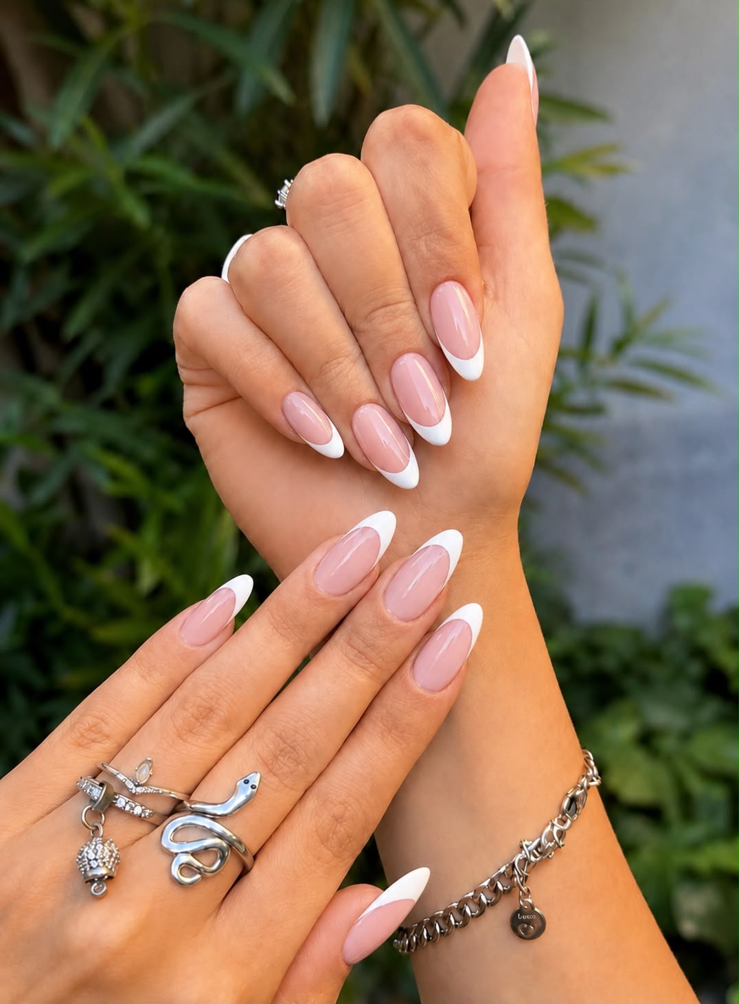 French Tip with offwhite