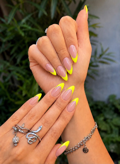 French Tip With Neon Green