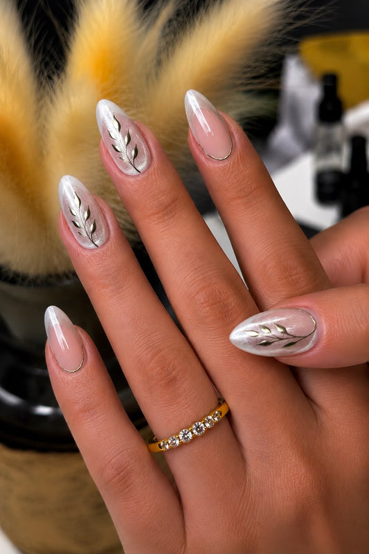 Silver Cat Eye with Chrome Bruch Art