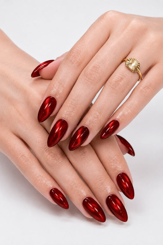 Red Cat Eye
